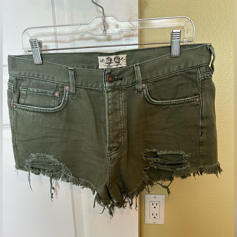 Like new We The Free / Free People denim shorts